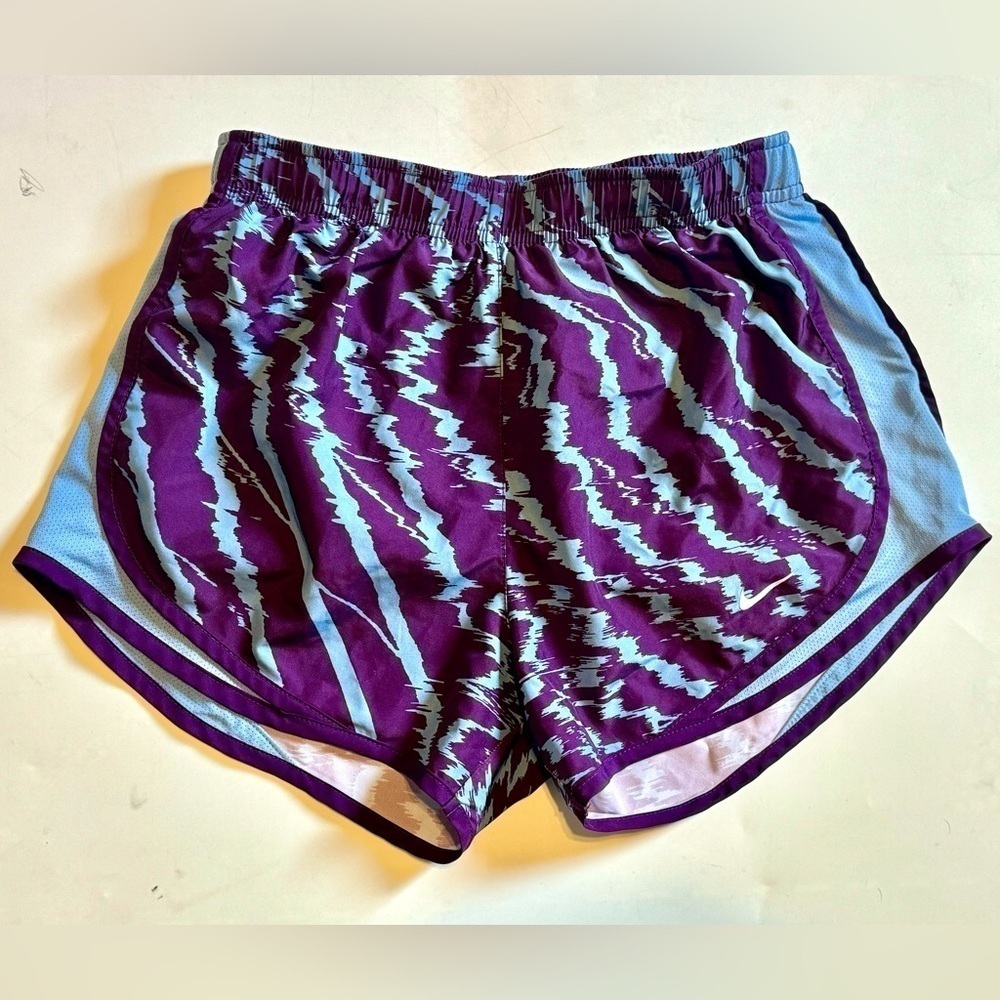 Size small Nike dri fit athletic running shorts brief lined print shorts